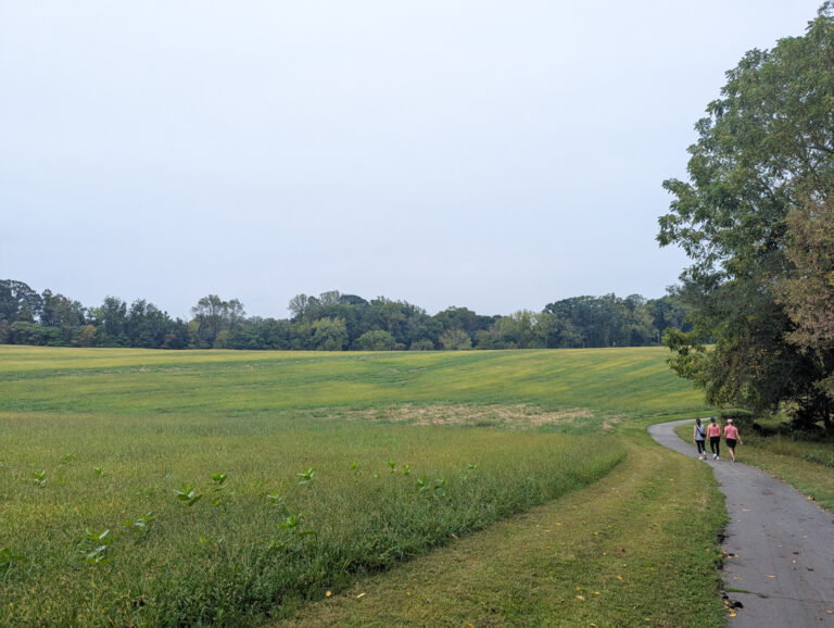 Hike: Sandy Hollow Heritage Park Trail