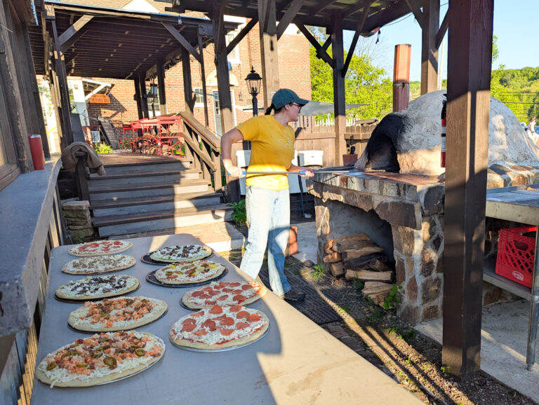 Meet and greet neighbors at pizza night at OsoSweet